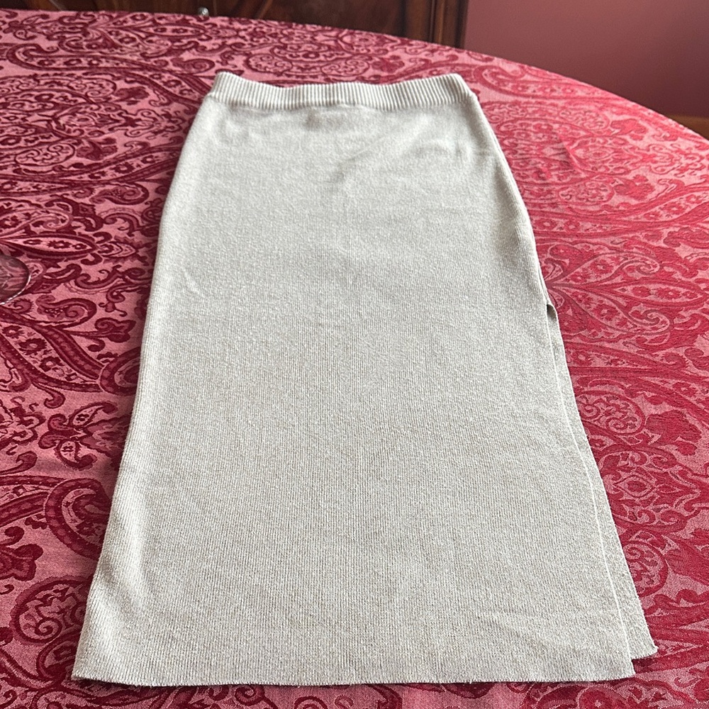 Line & Dot Cream Pencil Skirt